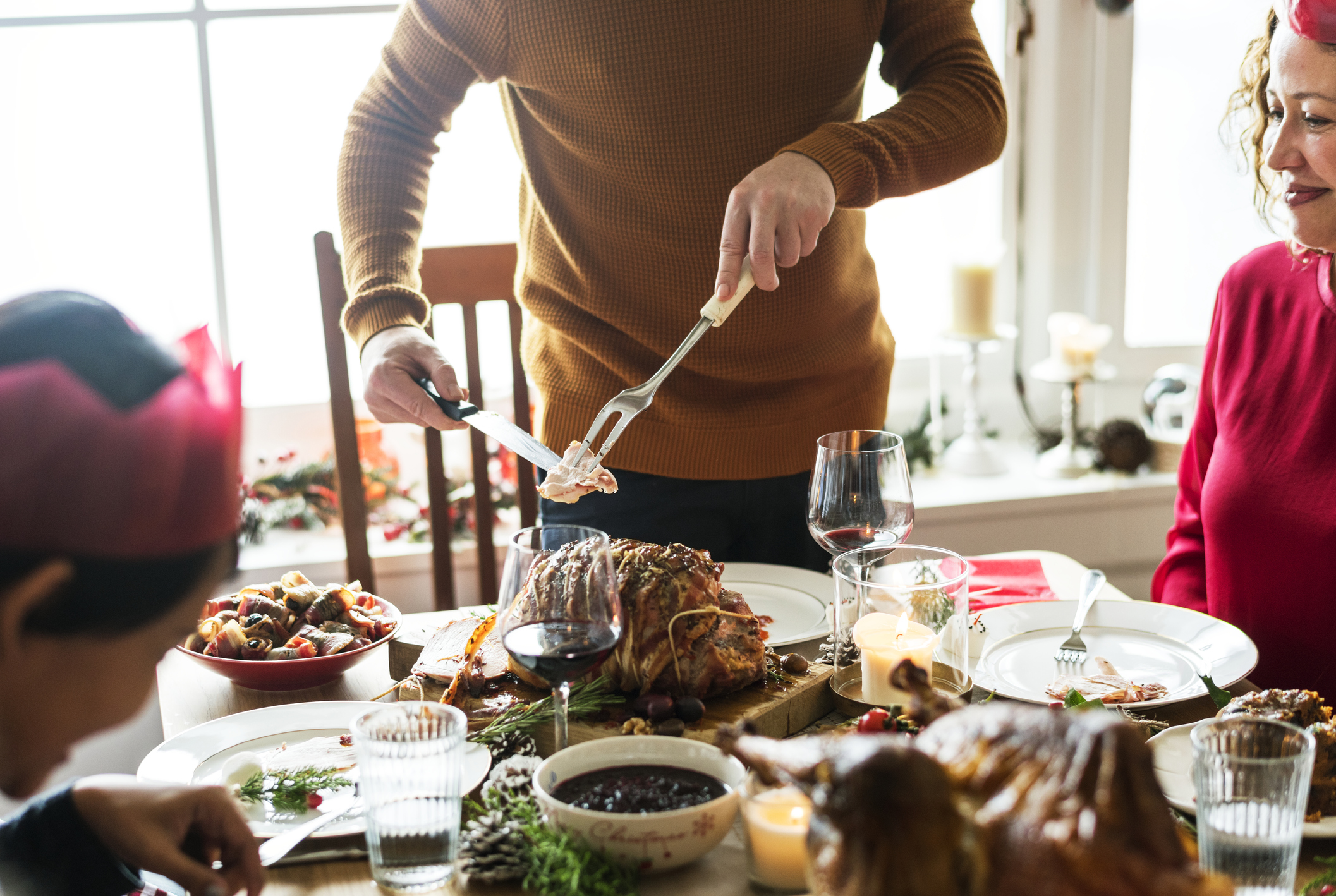 4 Tips to Surviving Family Holiday Gatherings | Parent Cue Blog
