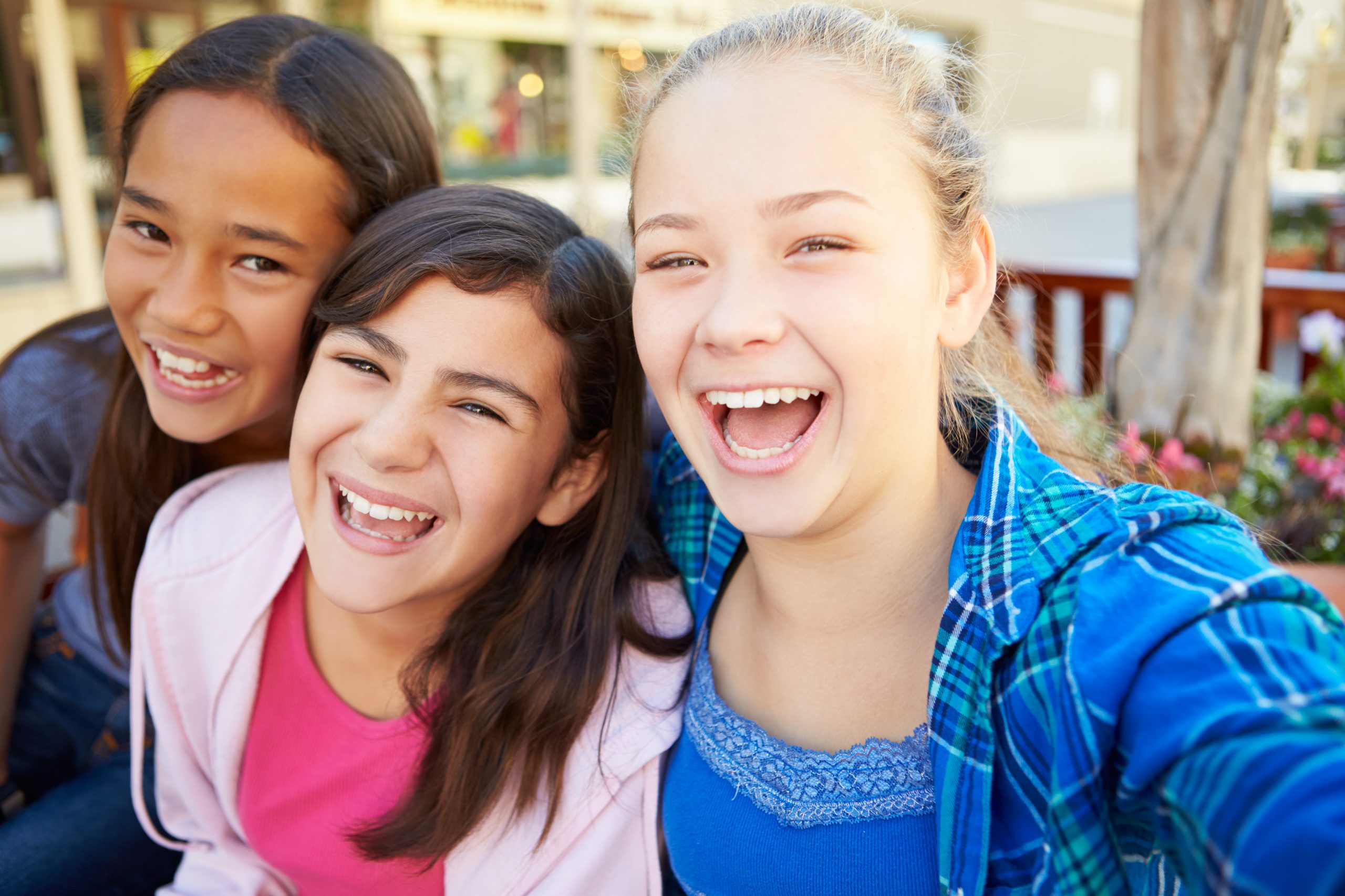 7 Undeniable Characteristics of Middle Schoolers Parents Should Know | The Parent Cue Blog