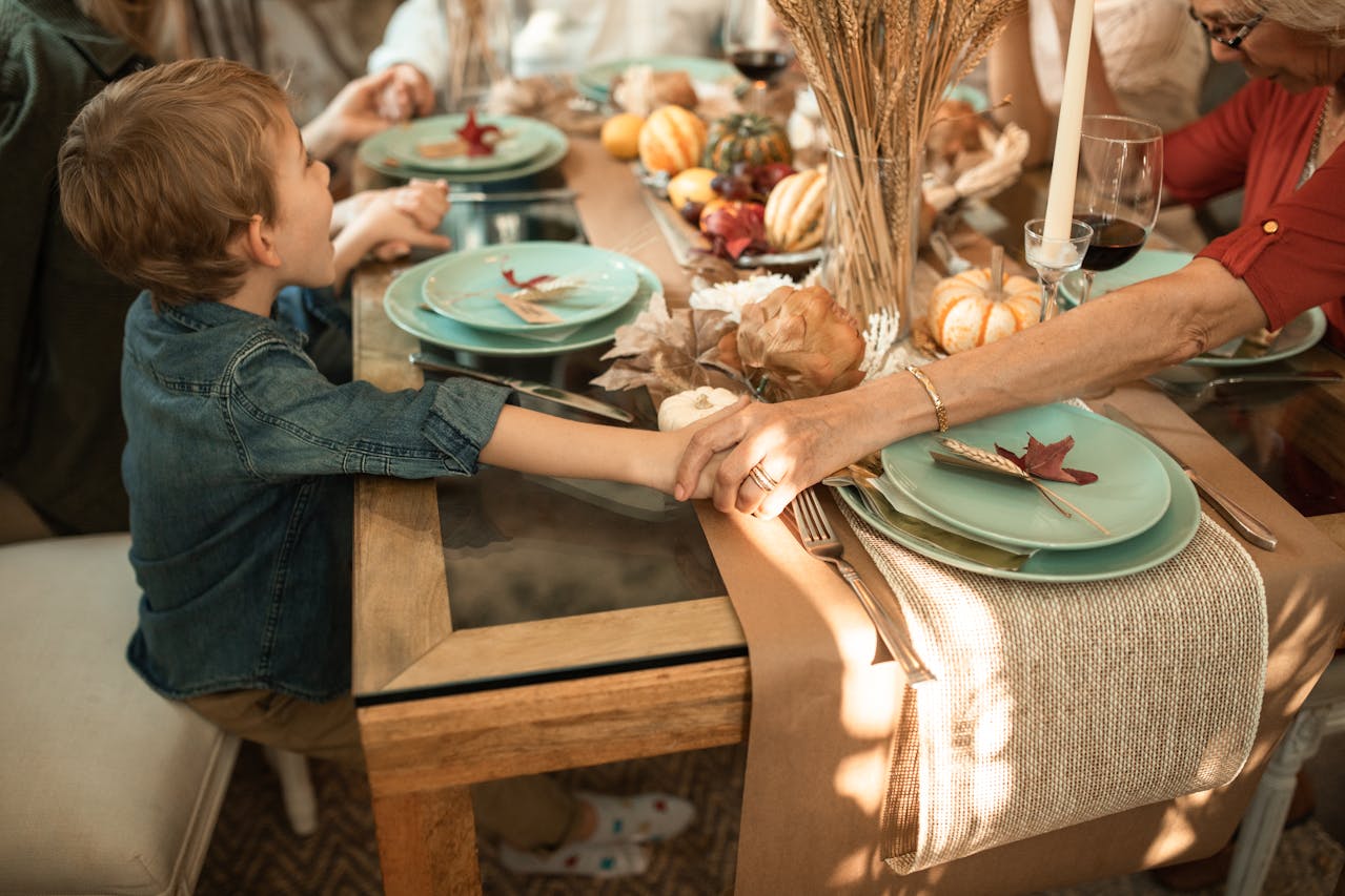 10 Ways to Prepare for the Holiday Season | Parent Cue Blog